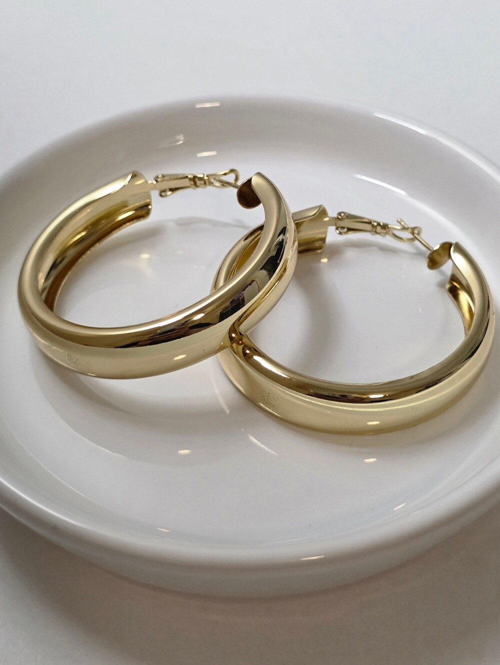 Solid Chunky Plain 35" Hoop Earring